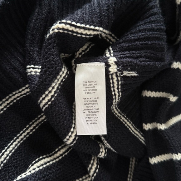 TTAHARI Striped Sweater - Picture 4 of 4